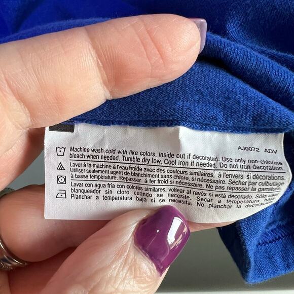 Men’s Disney “I Conquered Its A Small World” T Shirt Size Medium - Picture 7 of 7